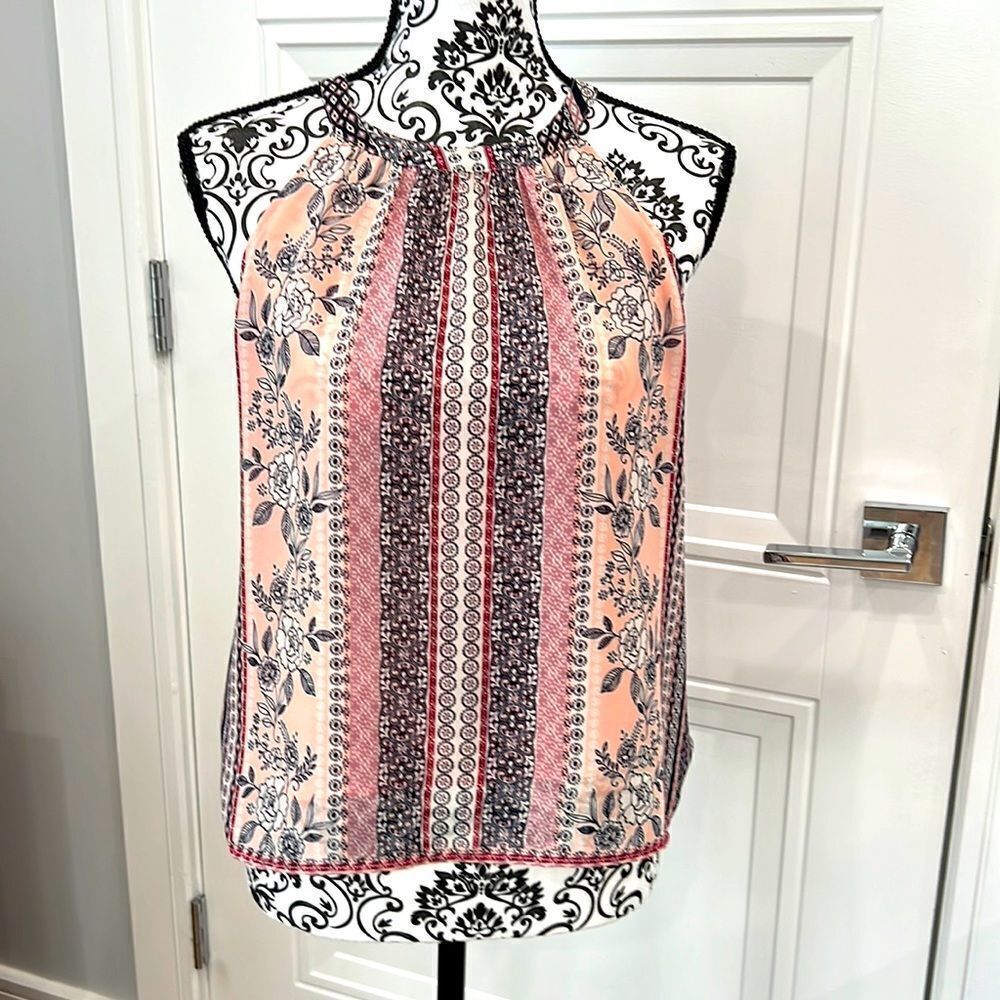 danielrainn Lightweight Floral tank blouse sleeveless size Small